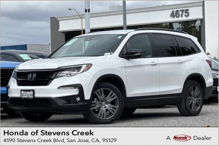 2022 Honda Pilot Sport photo 1