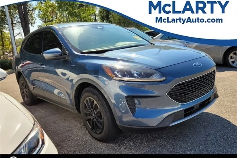 2020 Ford Escape SE photo 1