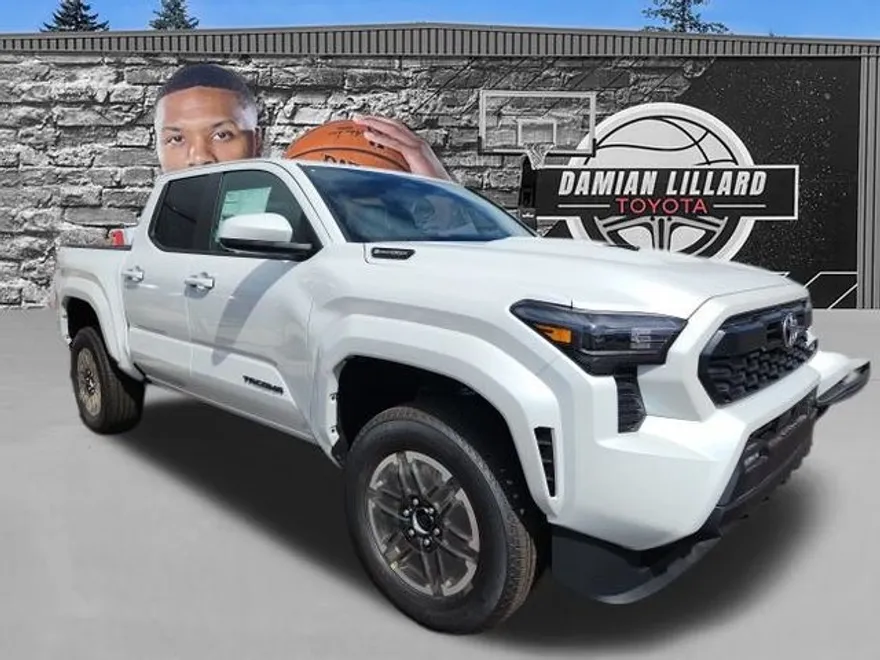 2025 Toyota Tacoma TRD Sport photo 1