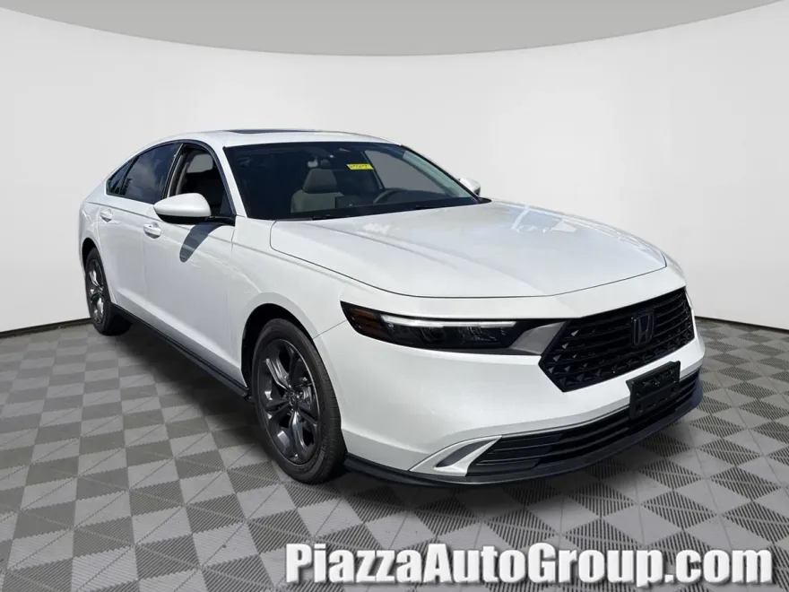 2023 Honda Accord EX photo 1