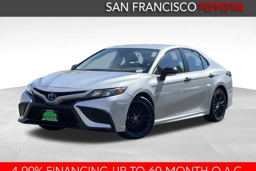 2022 Toyota Camry Hybrid photo 1
