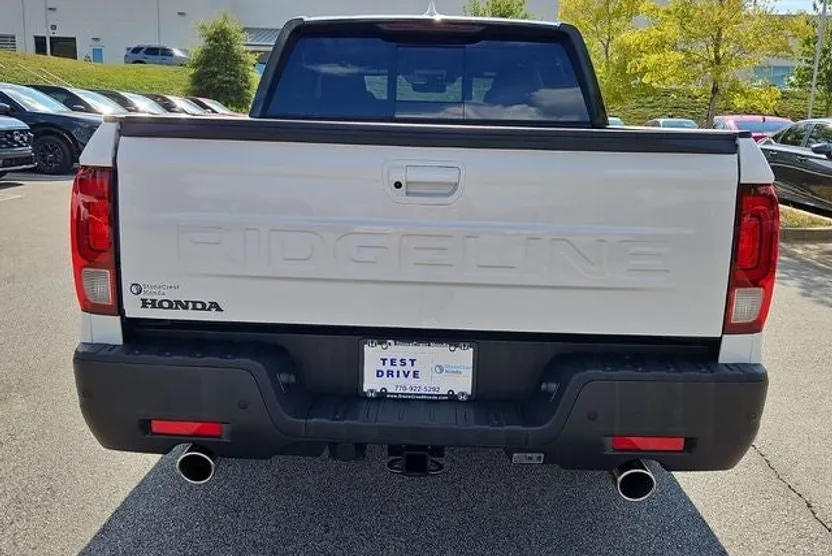 2026 Honda Ridgeline Black Edition photo 1