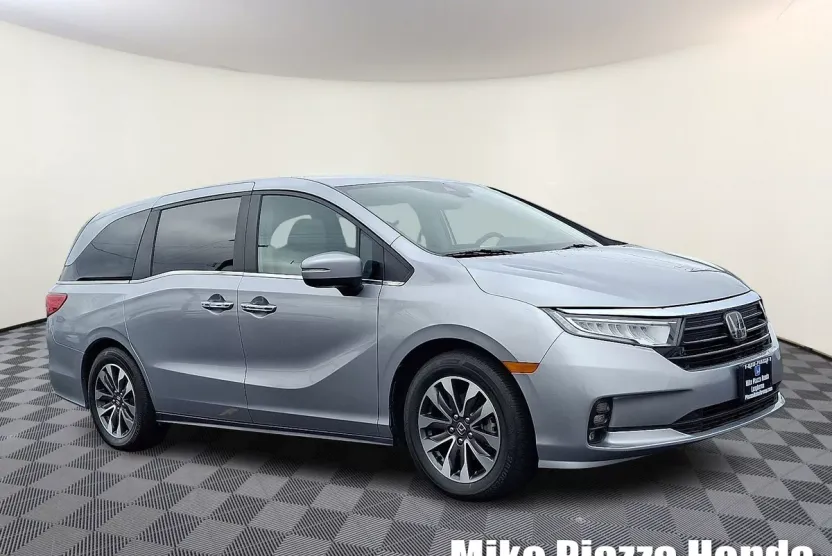 2023 Honda Odyssey EX-L photo 1