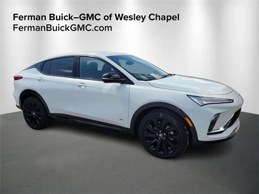 2025 Buick Envista ST photo 1