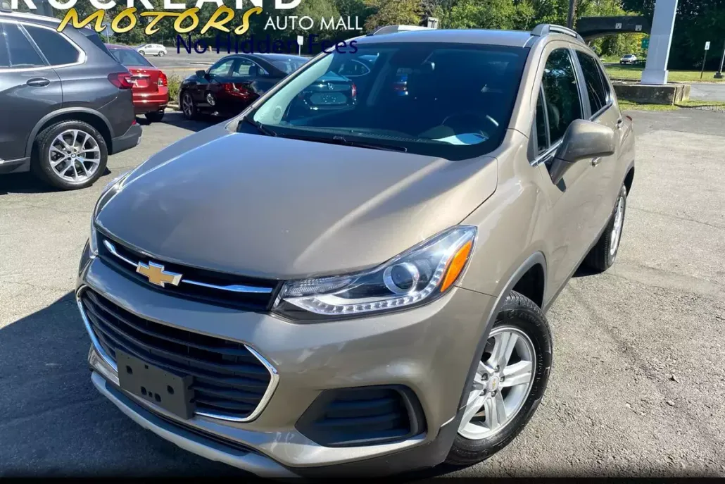 2020 Chevrolet Trax LT photo 1