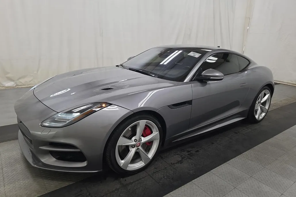 2020 Jaguar F-TYPE R photo 1