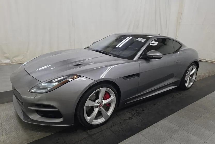 2020 Jaguar F-TYPE R photo 1