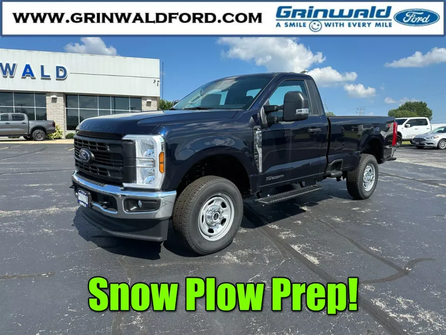 2025 Ford F-350 XL photo 1