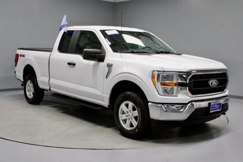 2021 Ford F-150 XLT photo 1