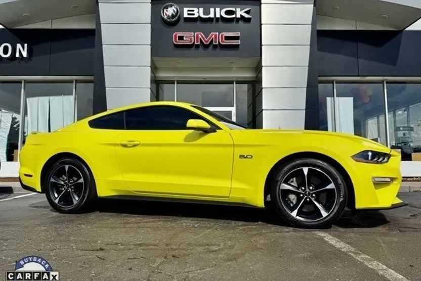 2021 Ford Mustang GT photo 1