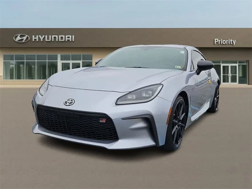 2022 Toyota GR86 Premium photo 1