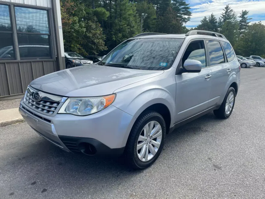 2012 Subaru Forester 2.5X Premium photo 1