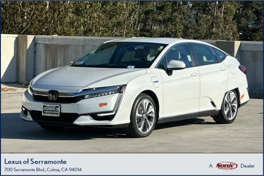 2020 Honda Clarity Plug-In Hybrid photo 1