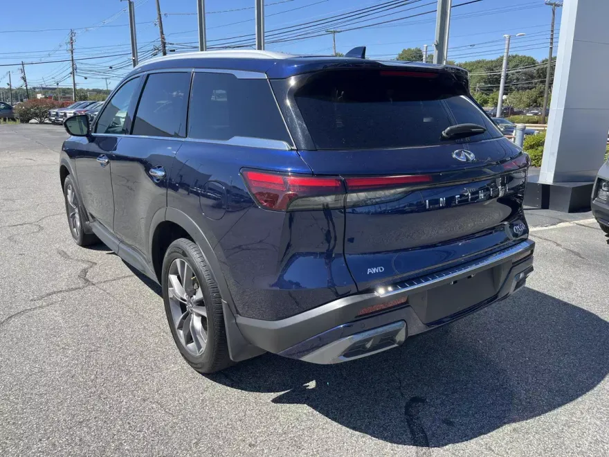 2022 Infiniti QX60 Luxe photo 1