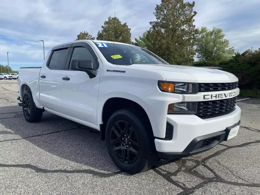 2021 Chevrolet Silverado 1500 Custom photo 1