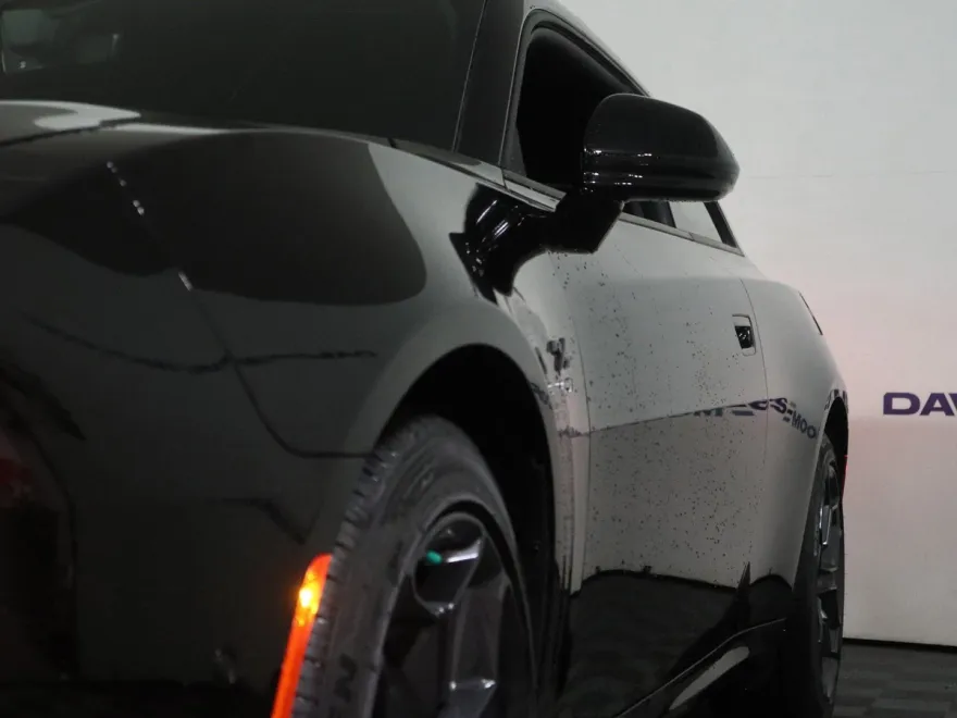 2025 Dodge Charger R/T photo 10