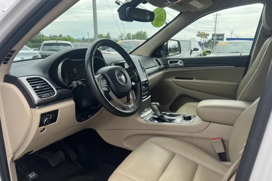 2019 Jeep Grand Cherokee Limited photo 1