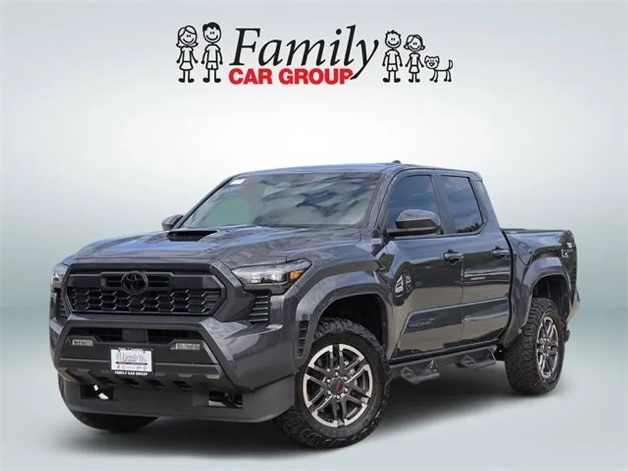 2024 Toyota Tacoma TRD Sport photo 1