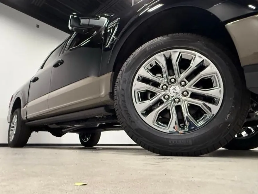 2025 Ford F-150 King Ranch FX4 photo 1