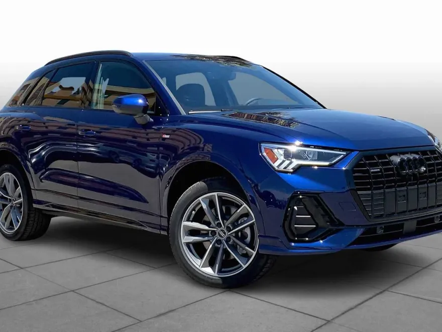 2025 Audi Q3 45 TFSI S line Premium photo 1