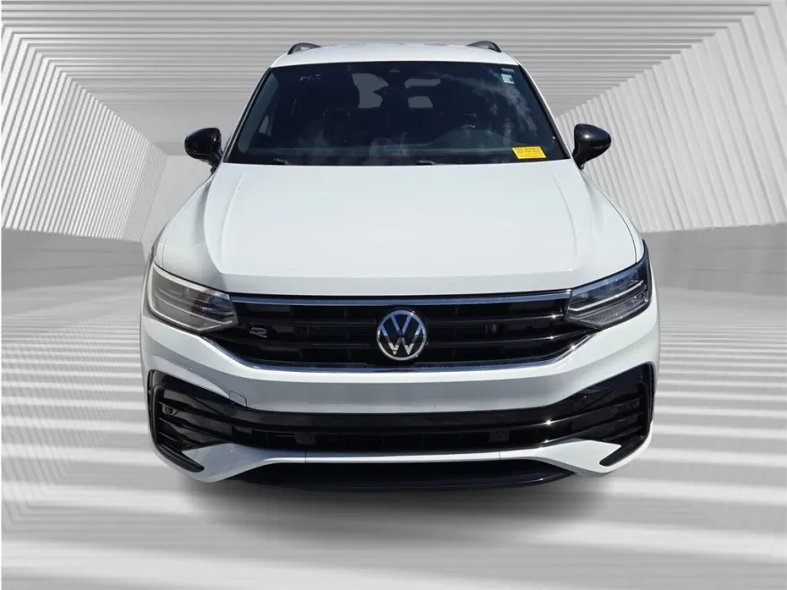 2022 Volkswagen Tiguan SE R-Line Black photo 1