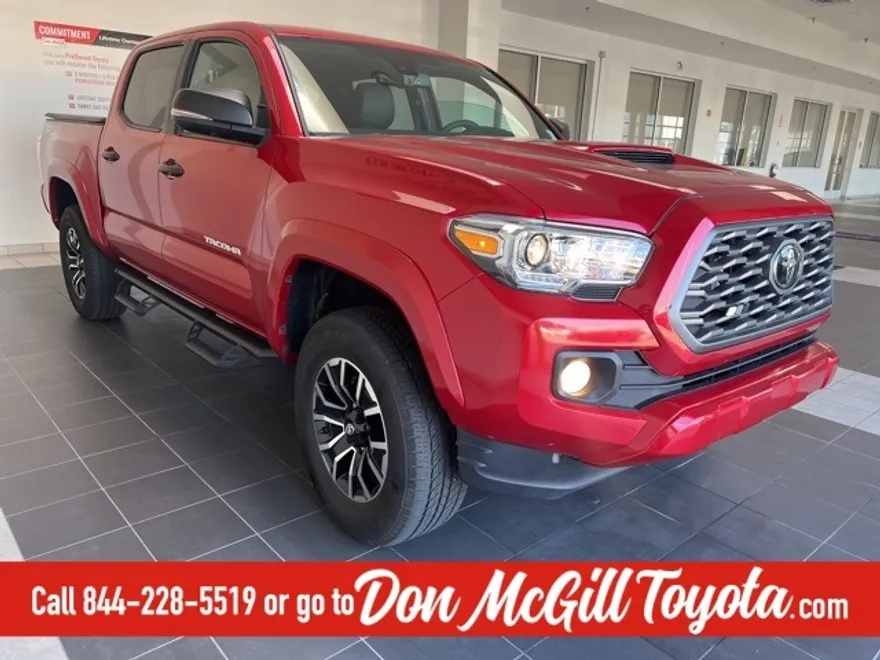 2023 Toyota Tacoma TRD Sport photo 1