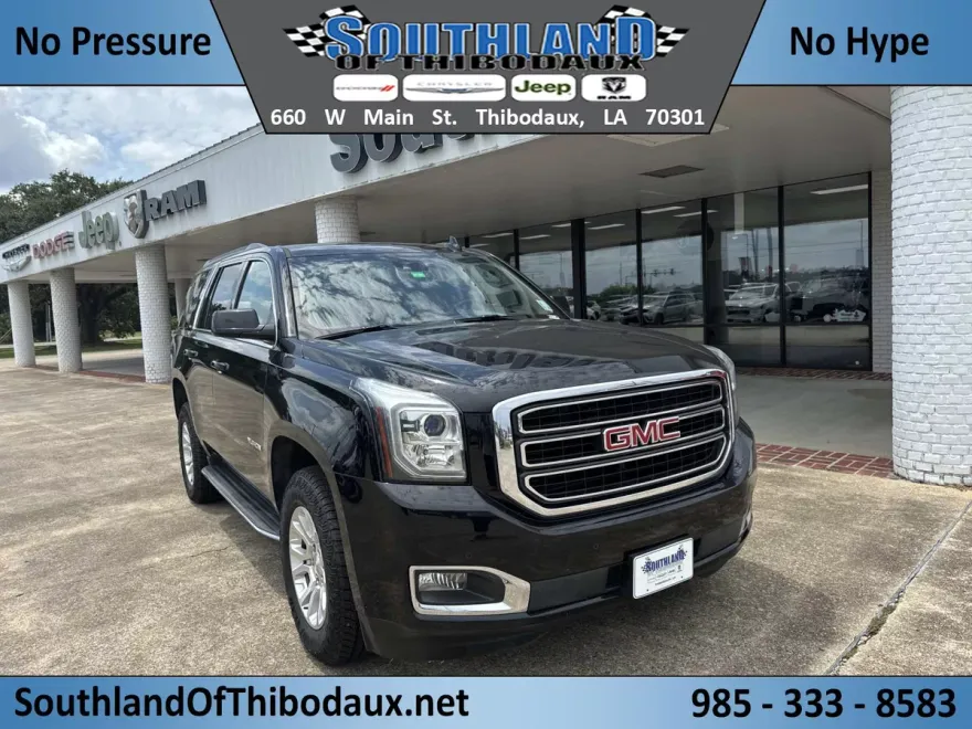 2017 Gmc Yukon SLT photo 1