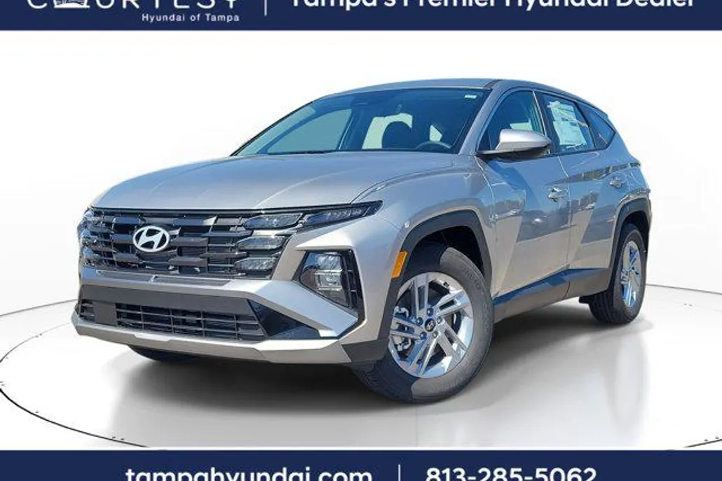 2026 Hyundai Tucson SE photo 1