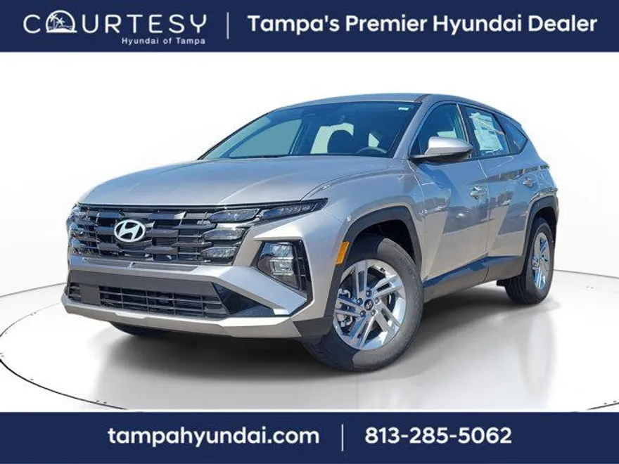 2026 Hyundai Tucson SE photo 1
