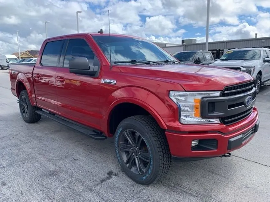 2020 Ford F-150 XLT photo 1
