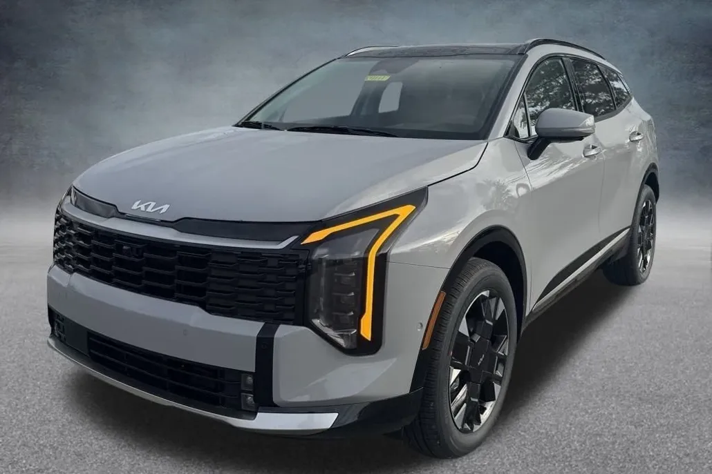 2026 Kia Sportage Hybrid photo 1