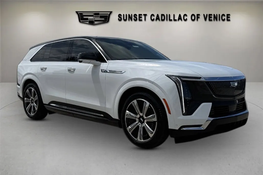 2025 Cadillac Escalade IQ photo 1