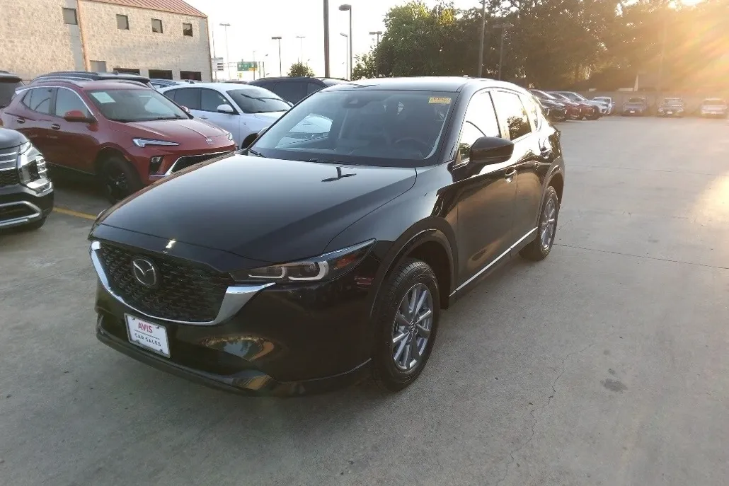 2025 Mazda CX-5 2.5 Select photo 1