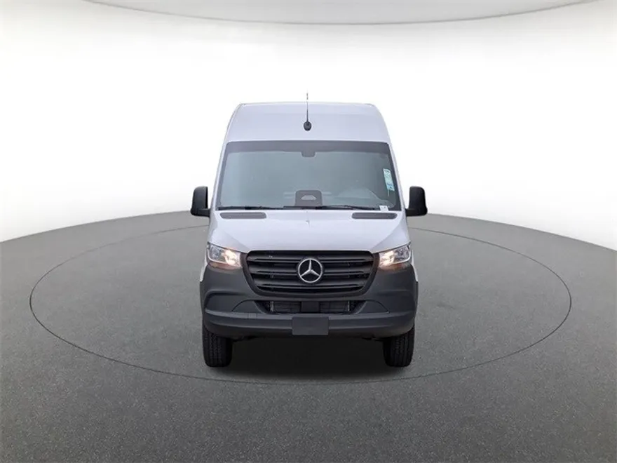 2026 Mercedes Benz Sprinter 2500 photo 1