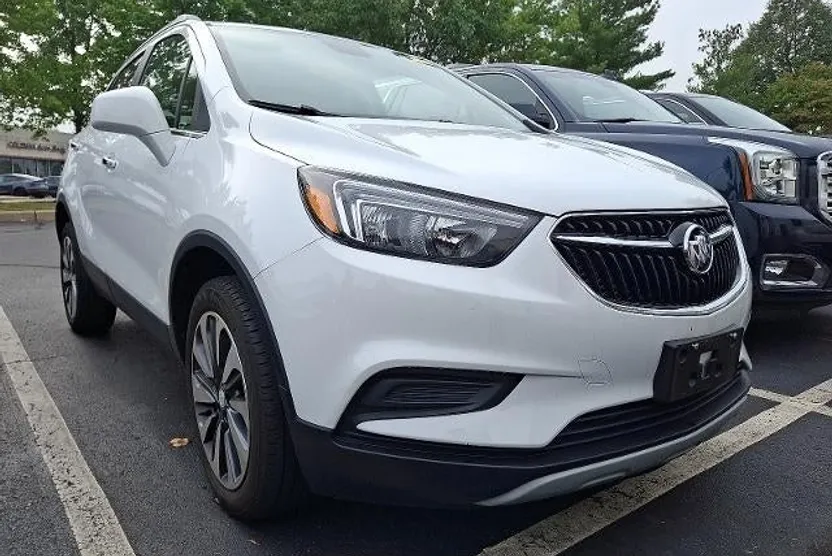 2022 Buick Encore Preferred photo 1