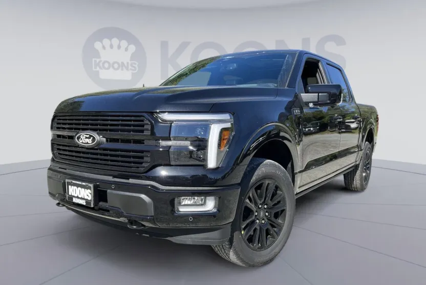 2025 Ford F-150 Platinum photo 1