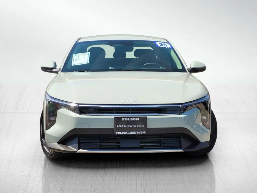 2025 Kia K4 EX photo 1