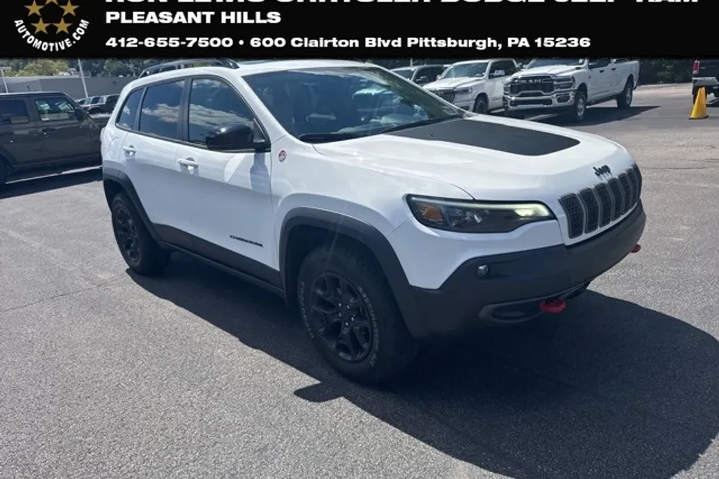 2022 Jeep Cherokee Trailhawk photo 1