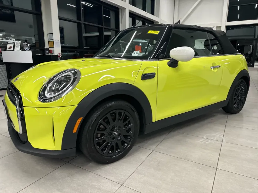 2023 Mini Cooper Convertible photo 1