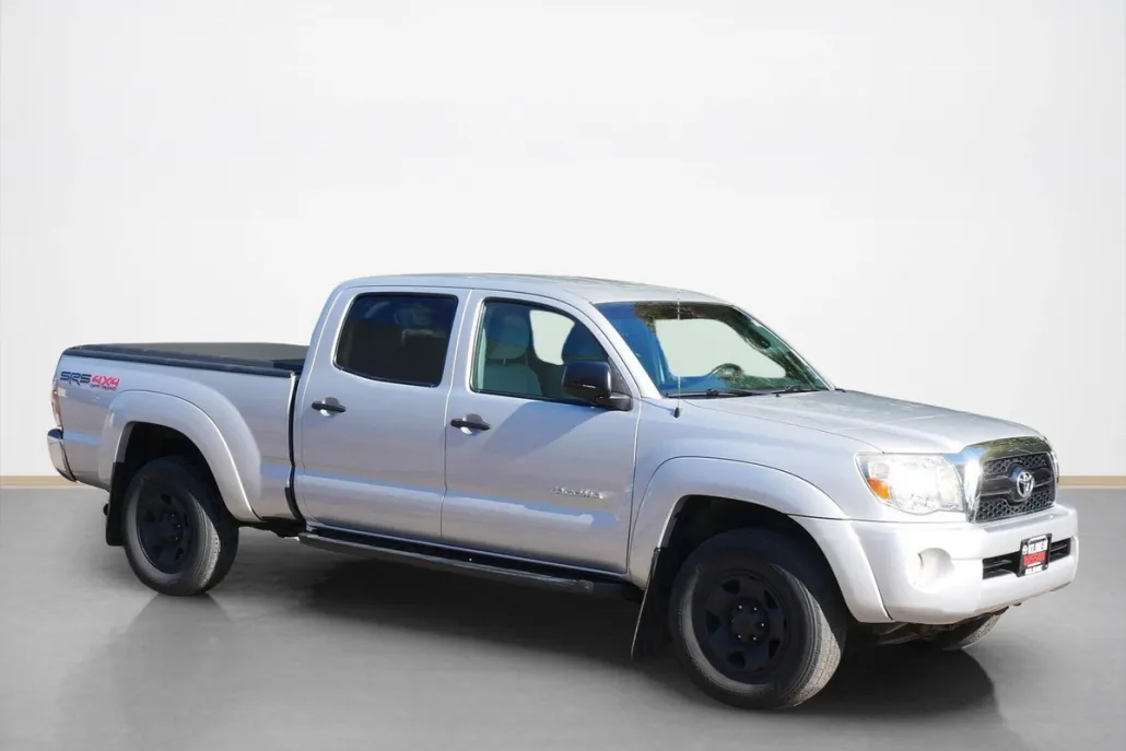 2011 Toyota Tacoma SR5 photo 1
