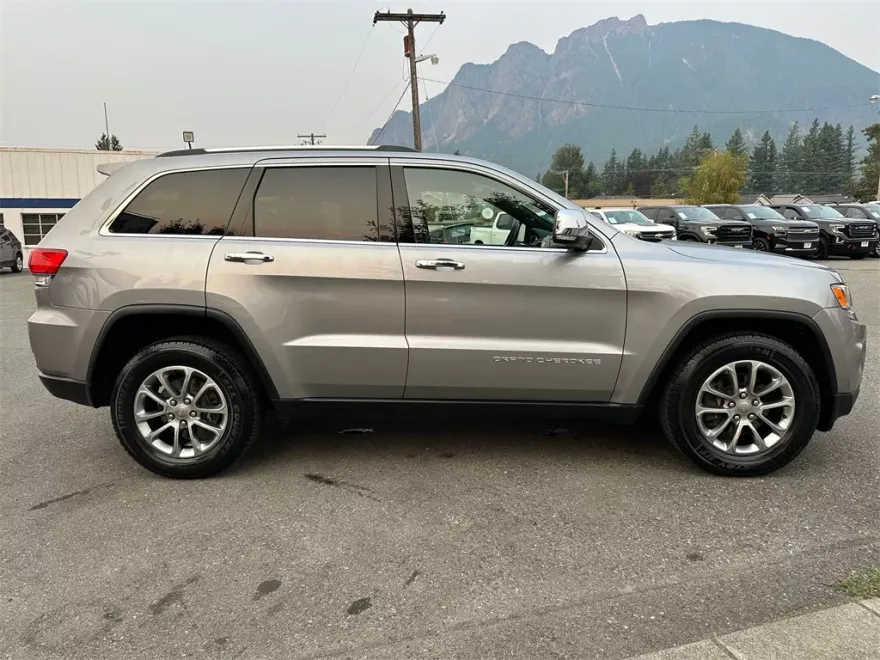 2015 Jeep Grand Cherokee Limited photo 1