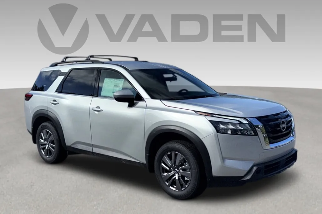 2025 Nissan Pathfinder SV photo 1