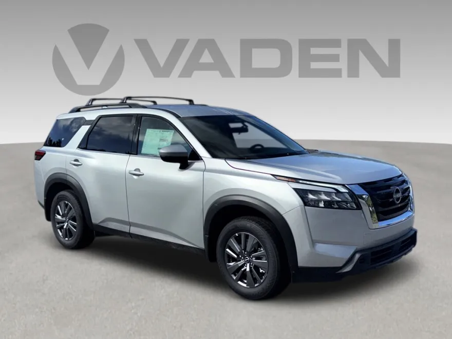 2025 Nissan Pathfinder SV photo 1