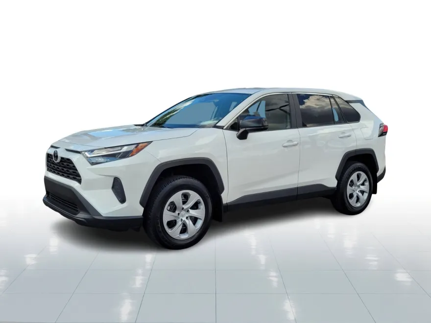 2025 Toyota RAV4 LE photo 1