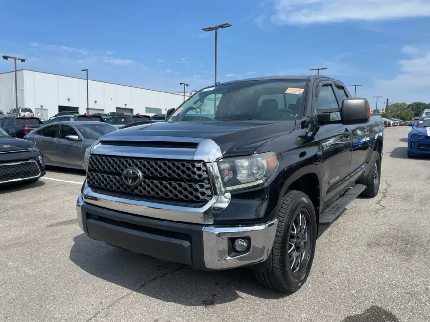 2019 Toyota Tundra SR5 Grade photo 1