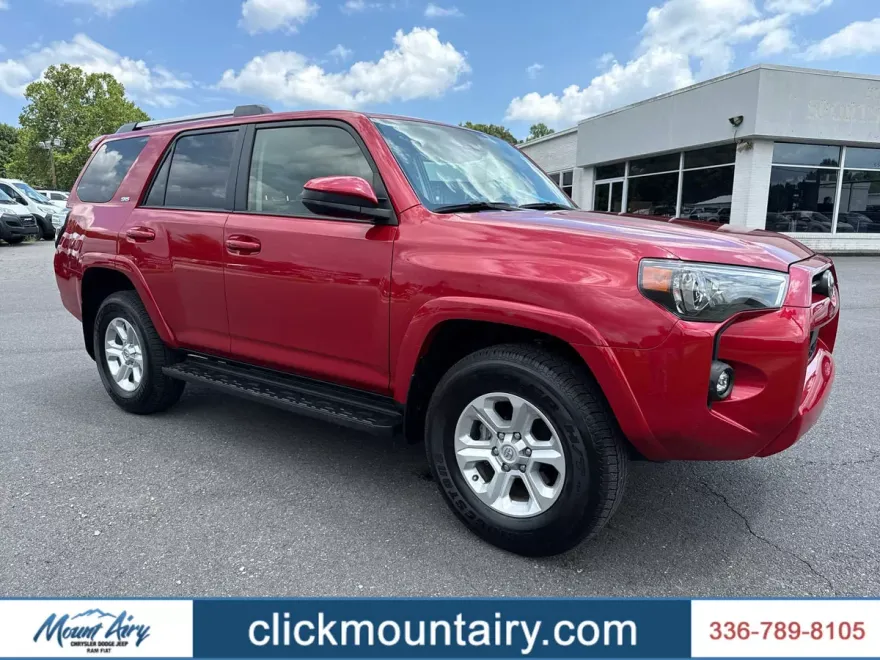 2024 Toyota 4Runner SR5 photo 1