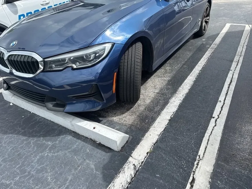 2022 Bmw 330i photo 1