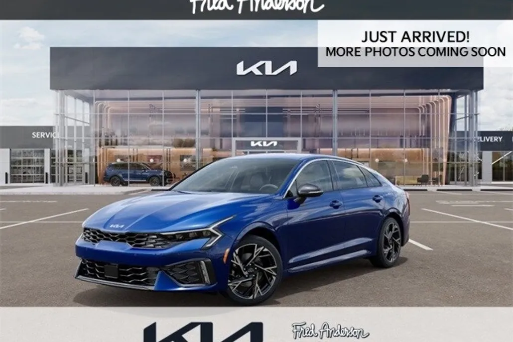 2025 Kia K5 GT-Line photo 1
