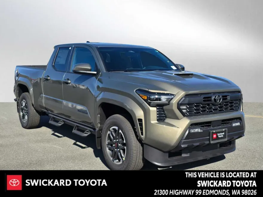 2025 Toyota Tacoma TRD Sport photo 1