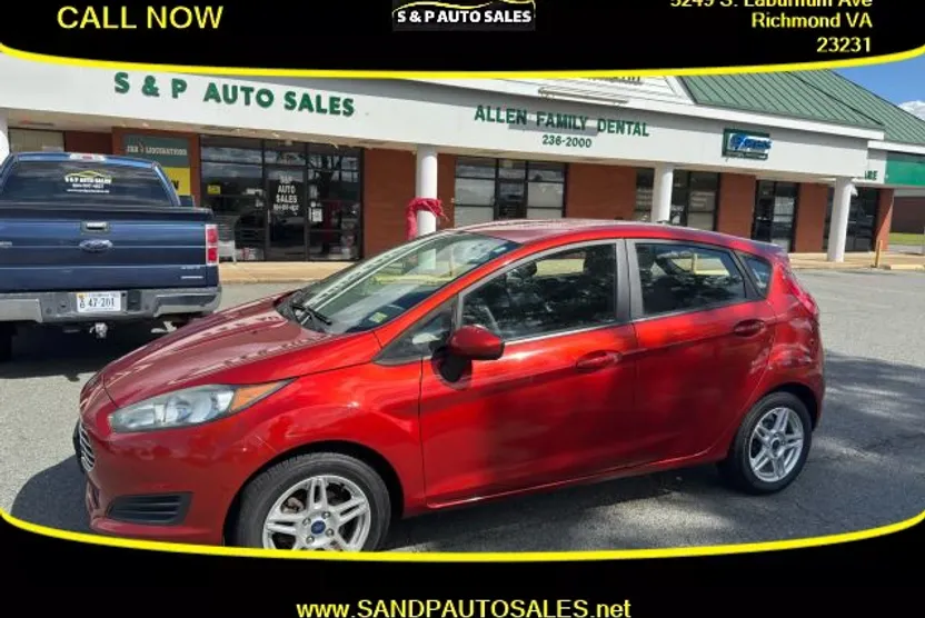2019 Ford Fiesta SE photo 1